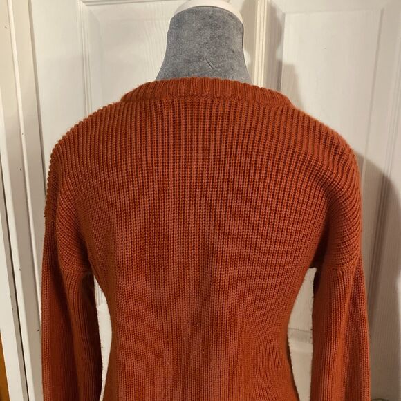 Say What Sweater Women’s Size Small Orange V Neck Tied Long Sleeve Pullover - Picture 6 of 9